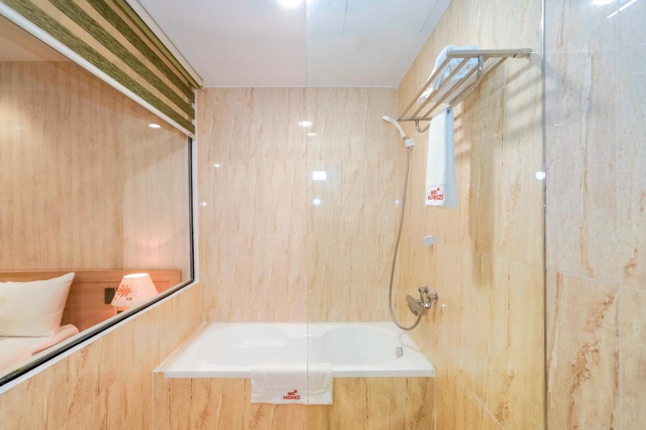 Momizi Hotel Хайфон Екстер'єр фото